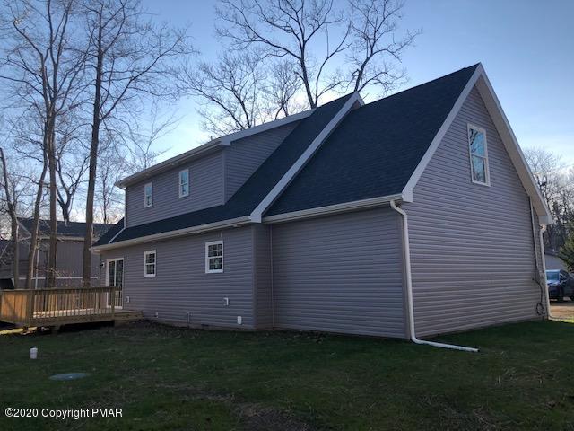 2181 Titania Road Tobyhanna, PA 18466 - Photo 30 of 33 Rear View