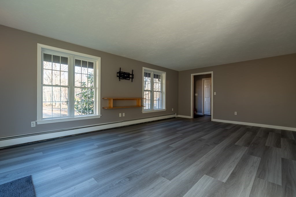 36 Little Turnpike Road Shirley, MA 01464 - Photo 10 of 39 Gallery Image 10