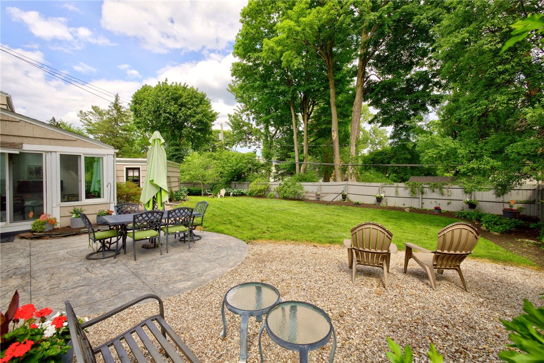 292 Chelmsford Road Brighton, NY 14618 - Photo 9 of 50