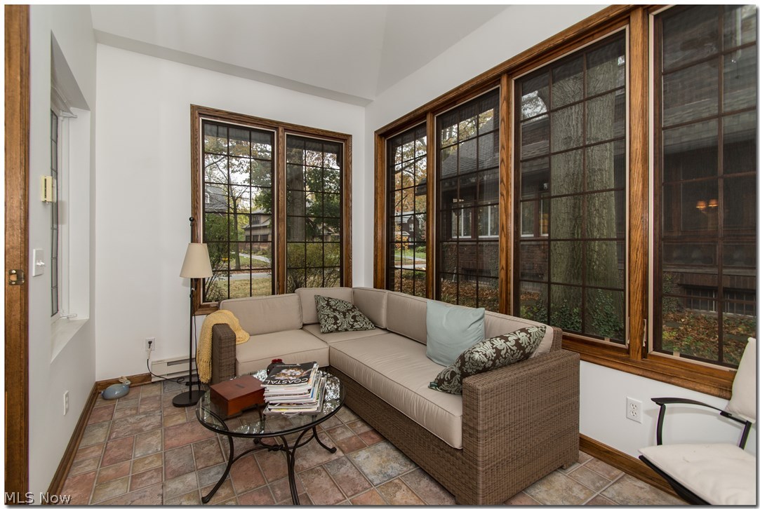 2721 Colchester Road Cleveland, OH 44106 - Photo 5 of 25 Gallery Image 5