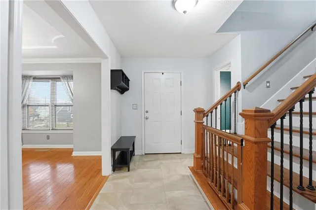 $395,000 | 3704 Northwest 74th Street, Kansas City, MO 64151