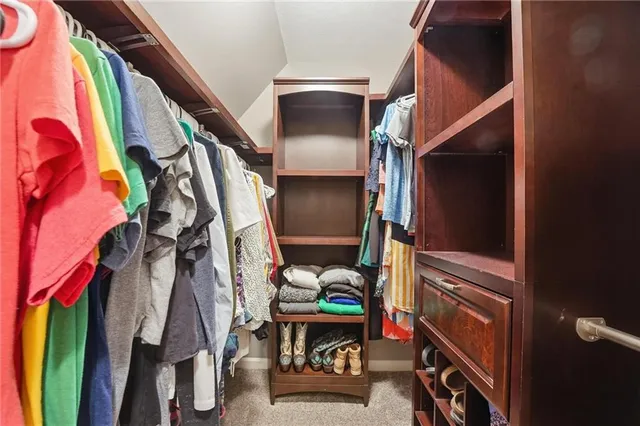 $395,000 | 3704 Northwest 74th Street, Kansas City, MO 64151