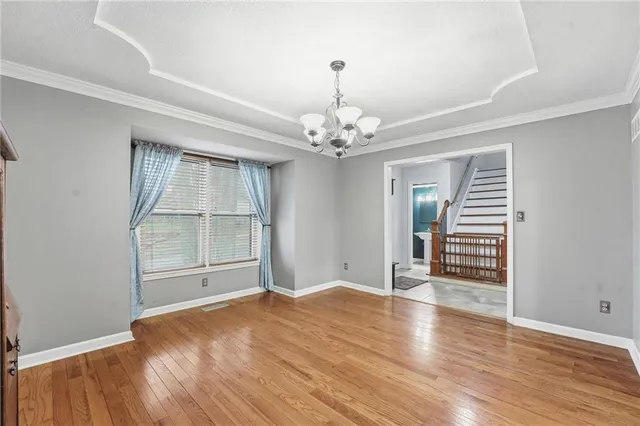 $395,000 | 3704 Northwest 74th Street, Kansas City, MO 64151