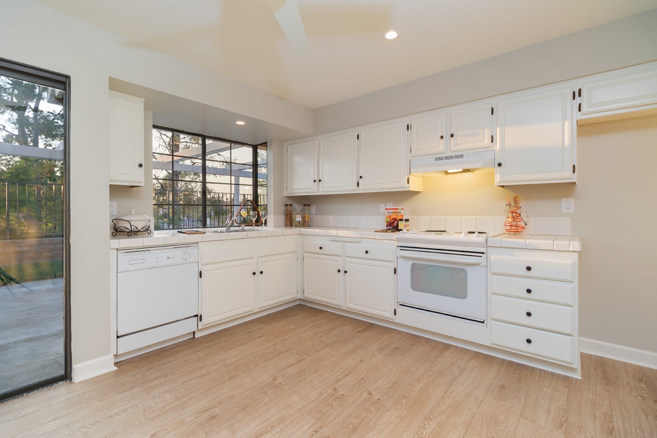 1328 Longfellow Road Vista, CA 92081 - Photo 13 of 19 Gallery Image 13