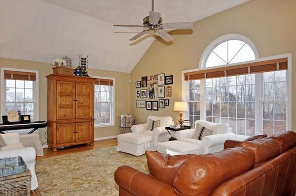 22 Balcom Road Marlborough, MA 01752 - Photo 3 of 26