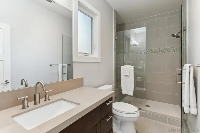 $4,500,000 | 6411 Dowling Drive, La Jolla, CA 92037