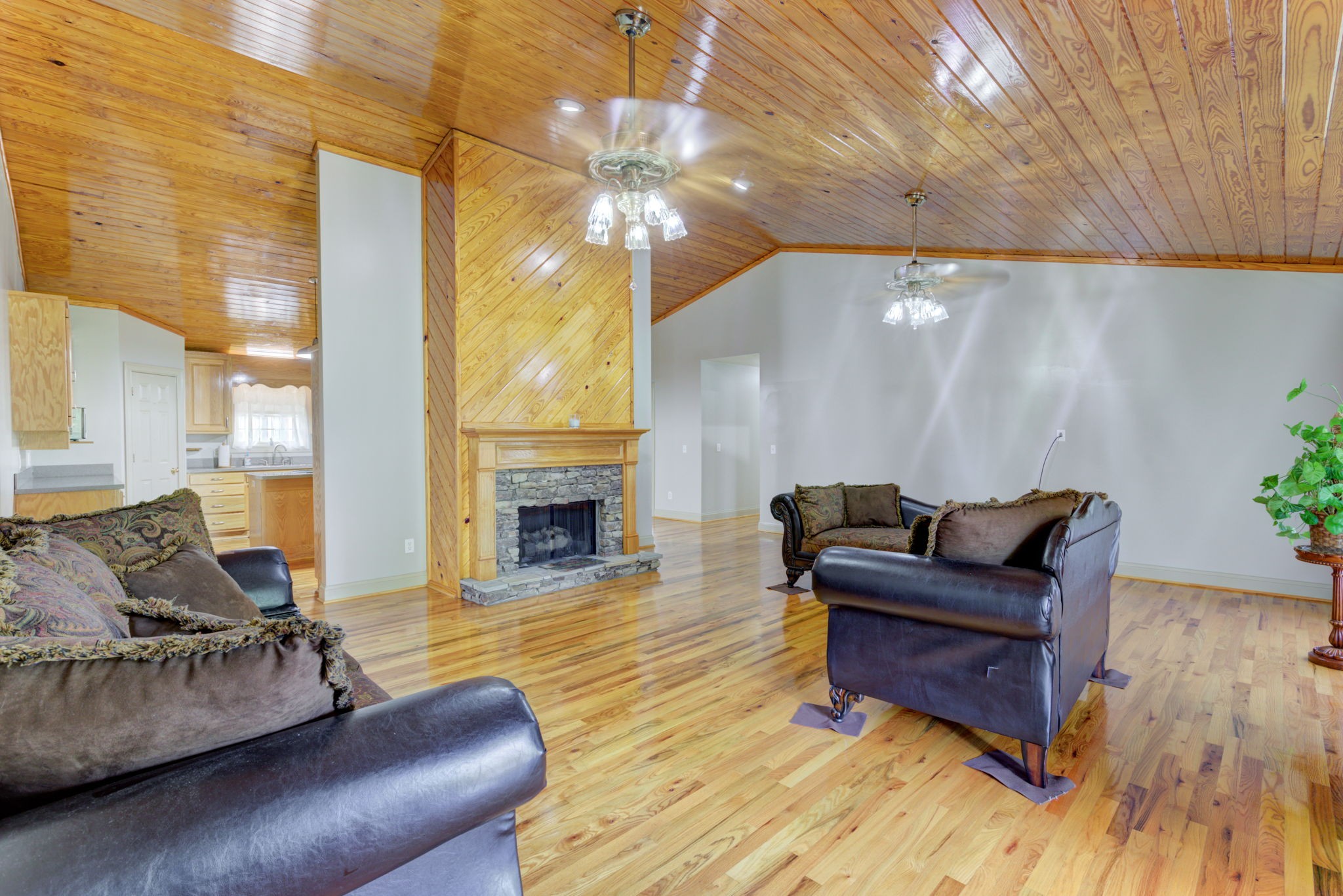 3639 Decherd Estill Road Winchester, TN 37398 - Photo 5 of 38 Gallery Image 5