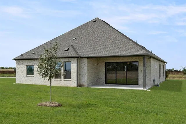 $649,900 | 124 Evanston Court, Rhome, TX 76078