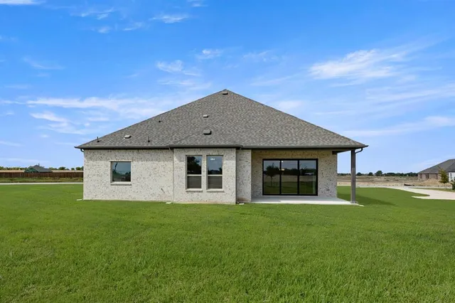 $649,900 | 124 Evanston Court, Rhome, TX 76078