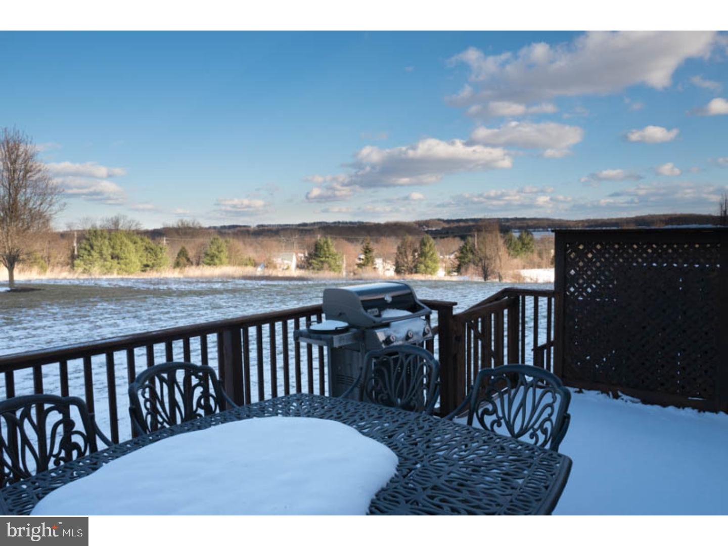 4629 Old Oak Road Doylestown, PA 18902 - Photo 6 of 20 Deck