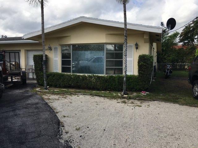 6551 Northeast 7th Avenue Boca Raton, FL 33487 - Photo 4 of 5 4 Exterior Front Unit 2 Duplex