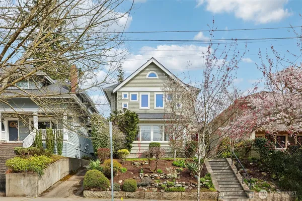 $1,695,000 | 4726 Thackeray Place Northeast, Seattle, WA 98105