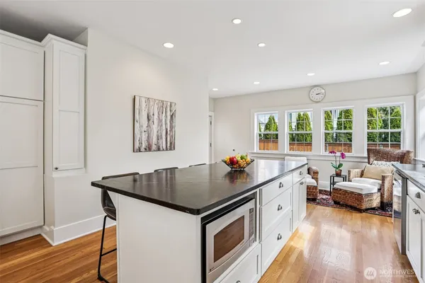 $1,695,000 | 4726 Thackeray Place Northeast, Seattle, WA 98105