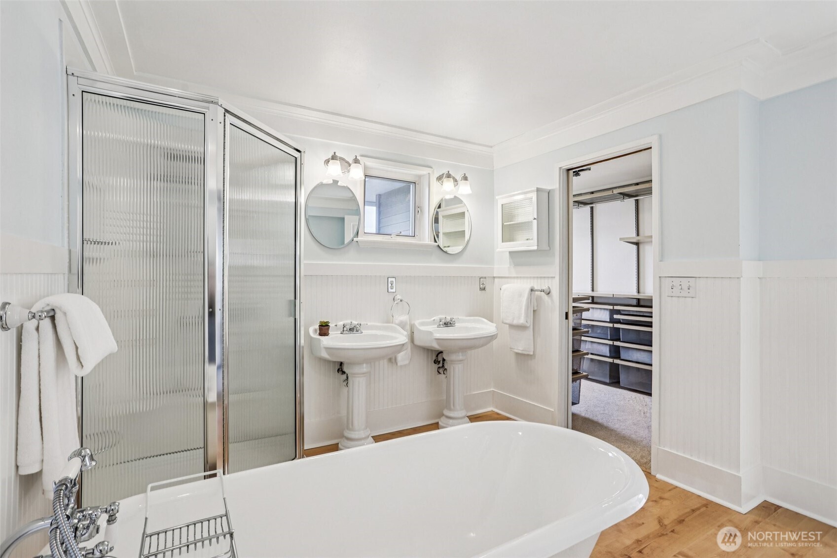 4726 Thackeray Place Northeast Seattle, WA 98105 - Photo 20 of 40