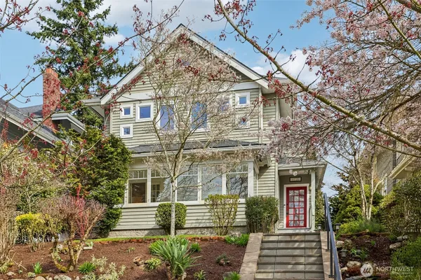 $1,695,000 | 4726 Thackeray Place Northeast, Seattle, WA 98105