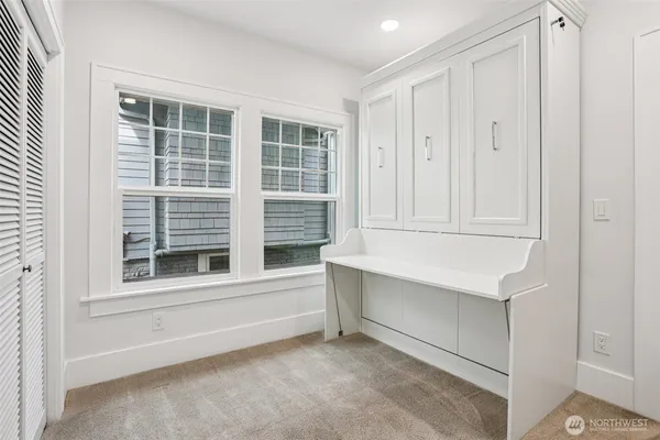 $1,695,000 | 4726 Thackeray Place Northeast, Seattle, WA 98105