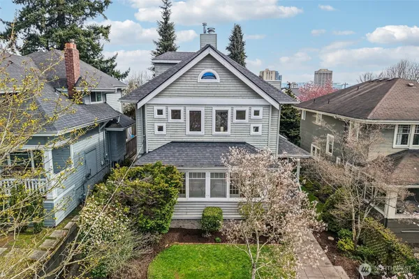 $1,695,000 | 4726 Thackeray Place Northeast, Seattle, WA 98105