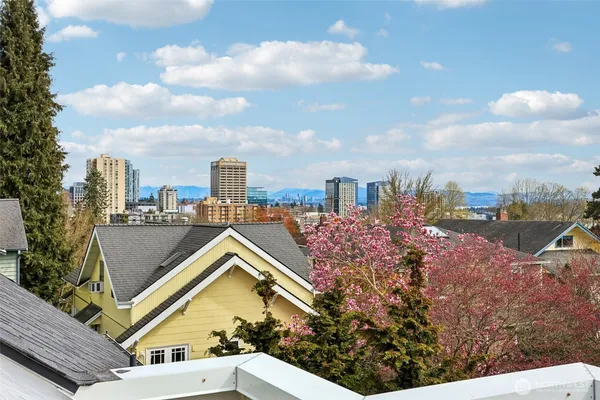 $1,695,000 | 4726 Thackeray Place Northeast, Seattle, WA 98105