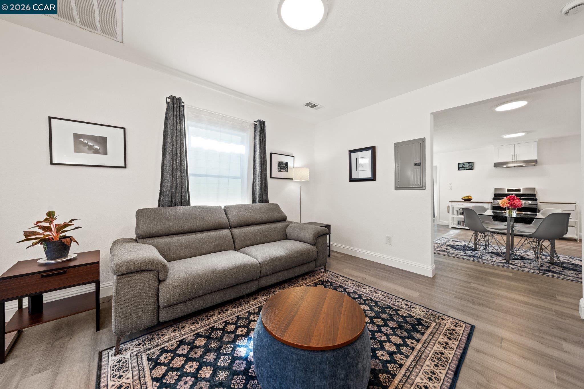 2517 Filbert Street Oakland, CA 94607 - Photo 12 of 44