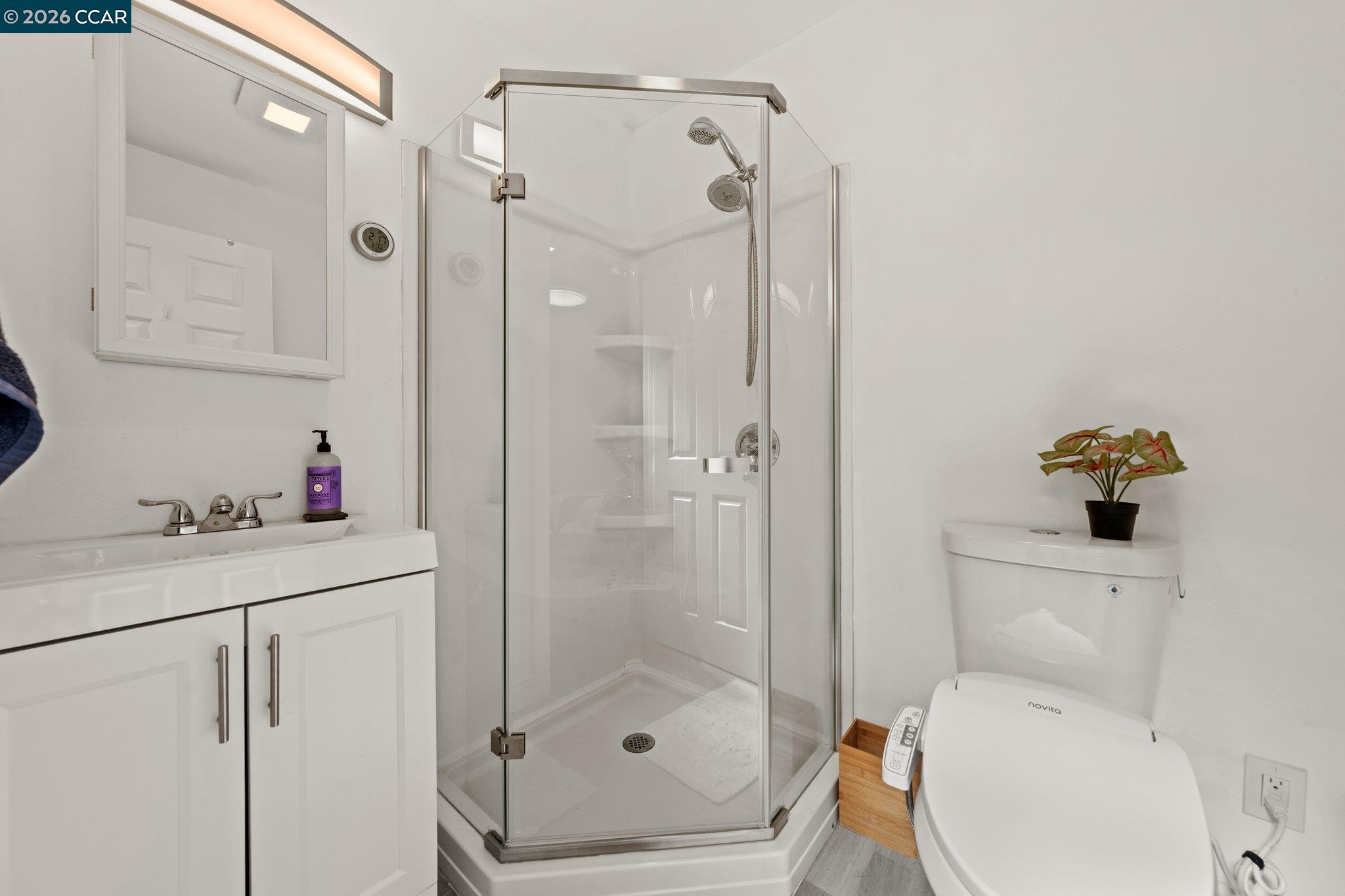 2517 Filbert Street Oakland, CA 94607 - Photo 29 of 44