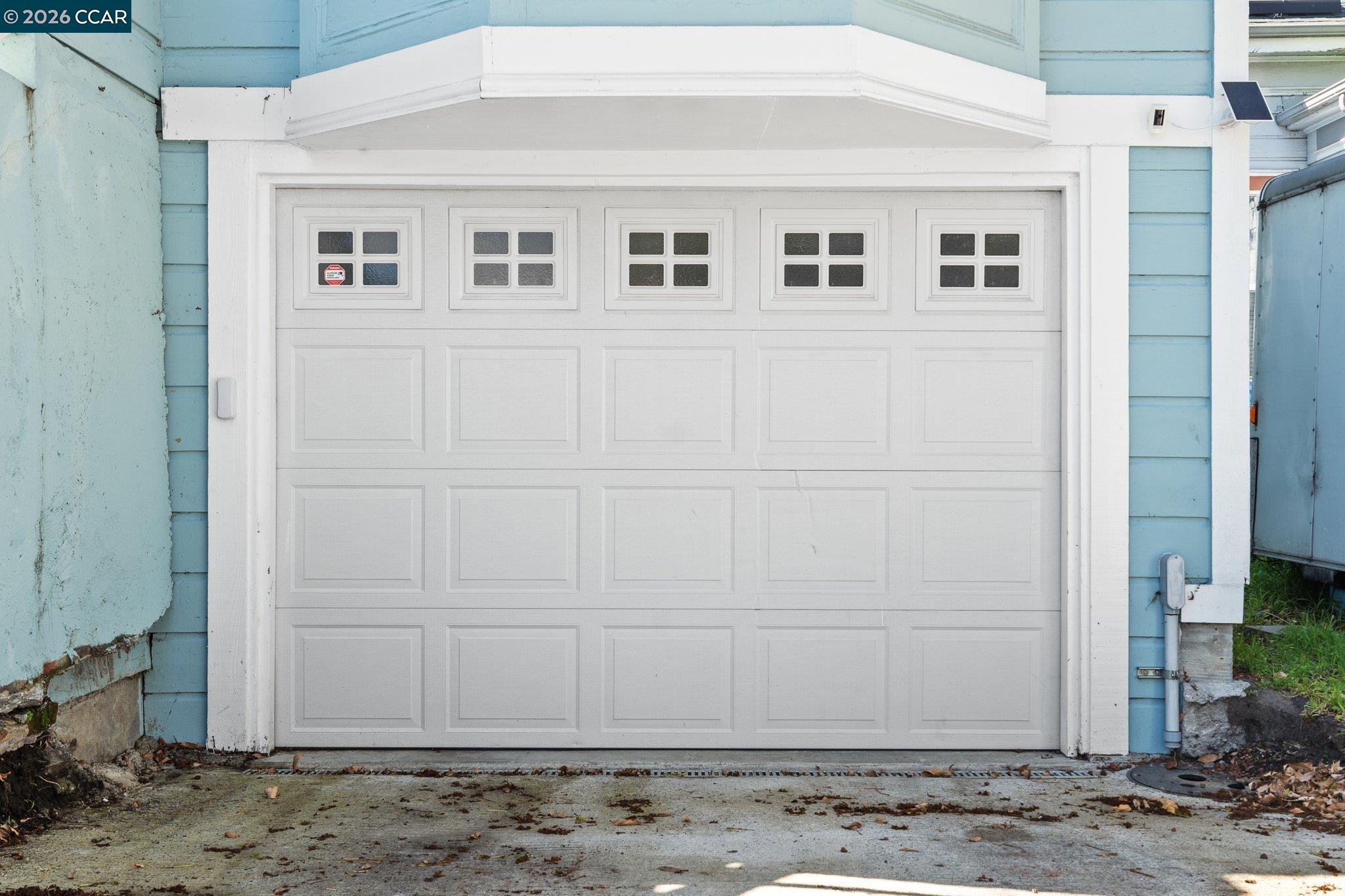 2517 Filbert Street Oakland, CA 94607 - Photo 3 of 44