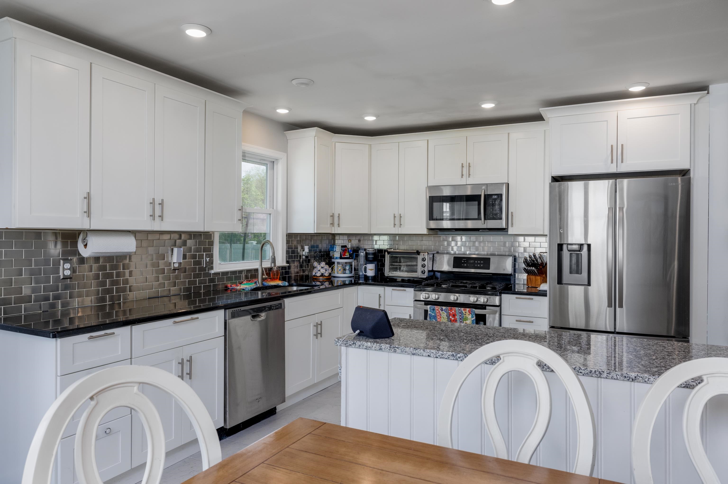 875 Towerview Road Erma, NJ 08204 - Photo 7 of 32 Gallery Image 7