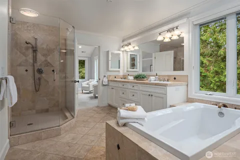 $3,225,000 | 13609 Northeast 28th Street, Bellevue, WA 98005