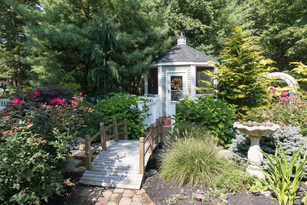 14 Clearing Farm Road Kingston, MA 02364 - Photo 4 of 30 Gallery Image 4