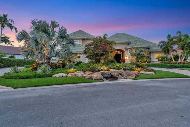 $3,499,000 | 7701 Southeast Manhasset Place, Hobe Sound, FL 33455
