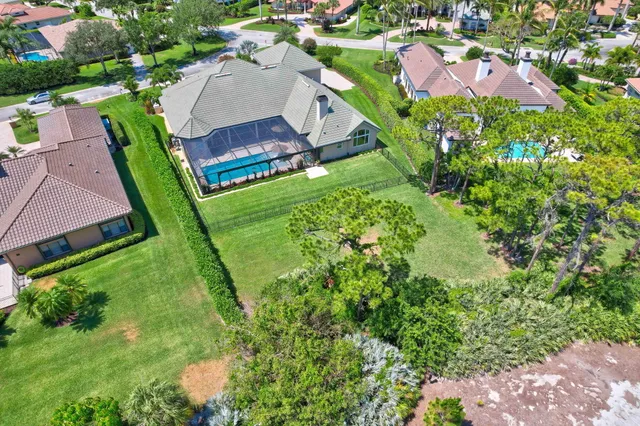 $3,499,000 | 7701 Southeast Manhasset Place, Hobe Sound, FL 33455