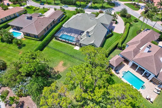 $3,499,000 | 7701 Southeast Manhasset Place, Hobe Sound, FL 33455