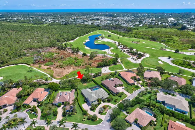 $3,499,000 | 7701 Southeast Manhasset Place, Hobe Sound, FL 33455