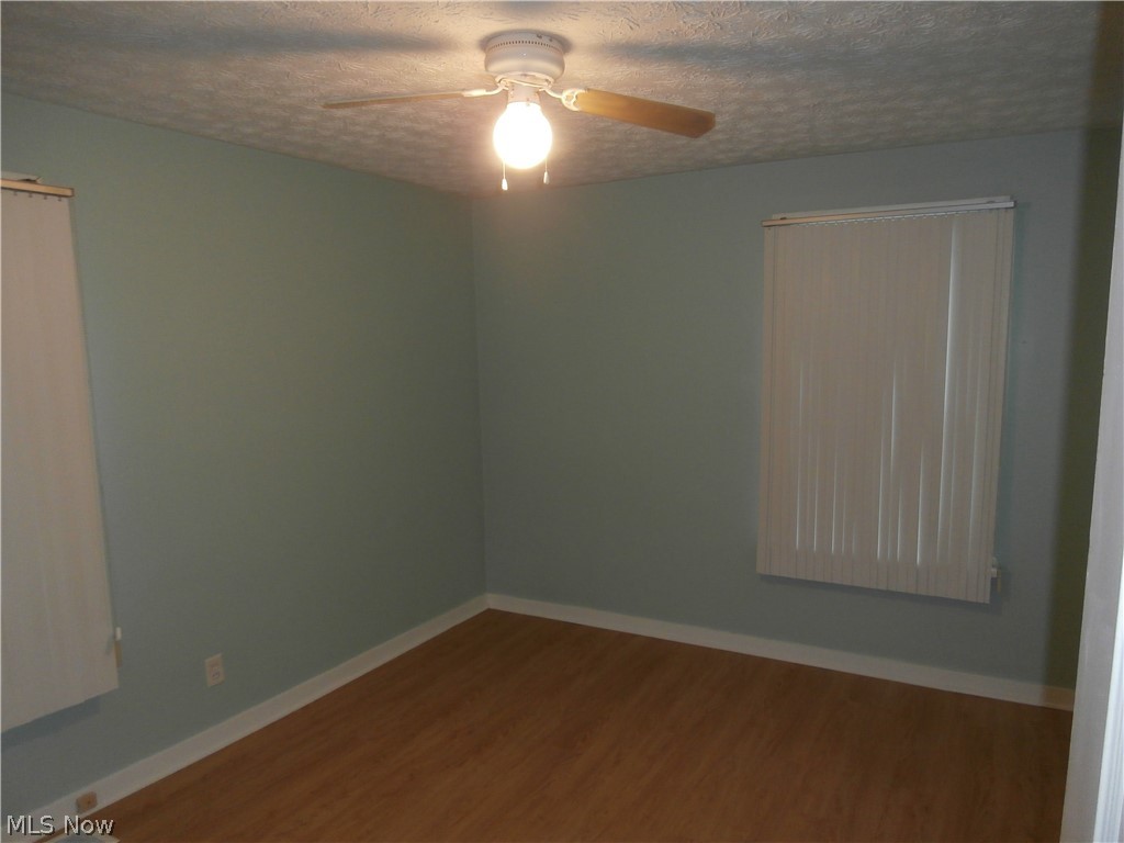 1347 Waverly Road Eastlake, OH 44095 - Photo 6 of 16