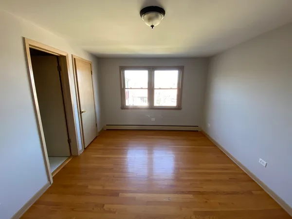 $2,100 | 6441 West Higgins Avenue, Unit 3W, Chicago, IL 60656