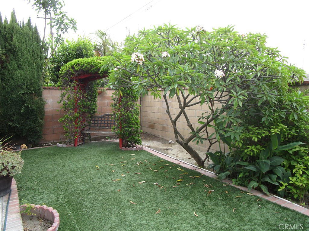 6598 Reefton Avenue Cypress, CA 90630 - Photo 2 of 14 Backyard