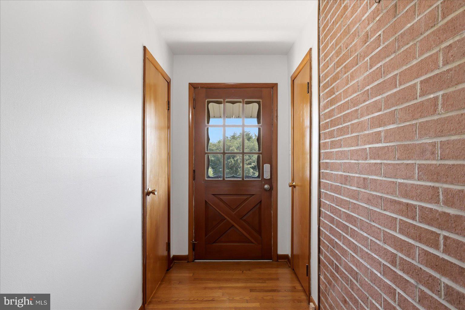 101 Locust Avenue Winchester, VA 22601 - Photo 5 of 47