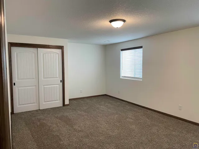 $369,000 | 4304 Southeast Whiteoak Lane, Topeka, KS 66609