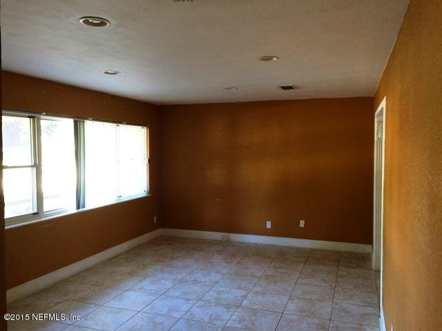 6520 Diane Road Jacksonville, FL 32277 - Photo 2 of 16 a view of an empty room