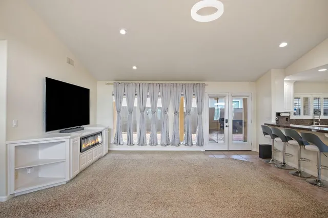 $495,000 | 845 Pointe Lourose Avenue, Gustine, CA 95322