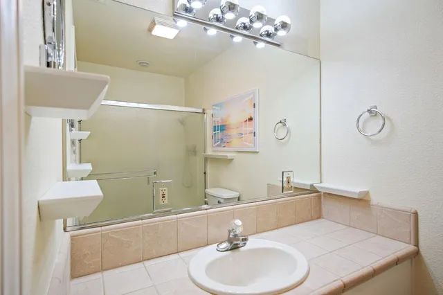 $495,000 | 845 Pointe Lourose Avenue, Gustine, CA 95322