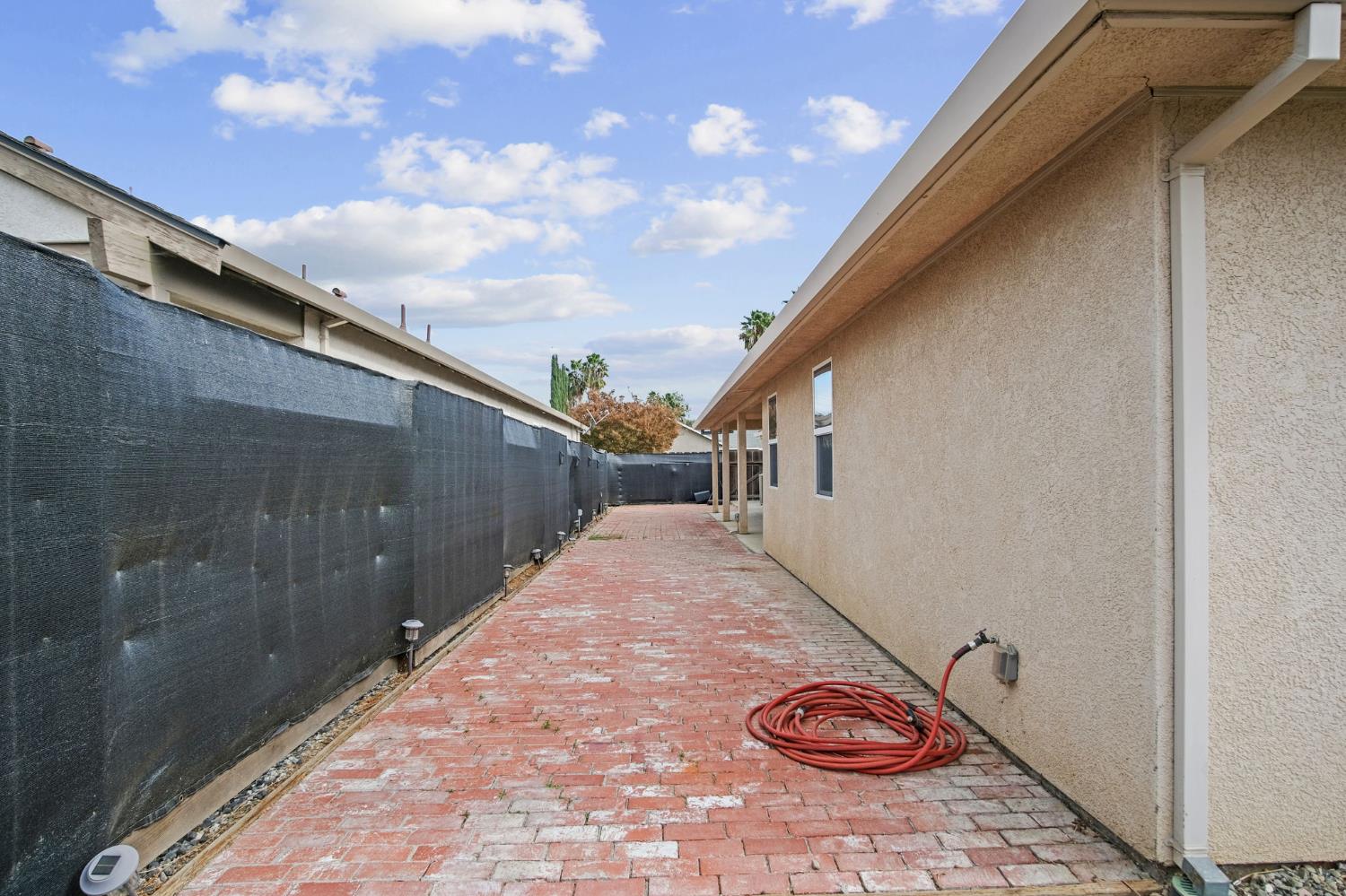 845 Pointe Lourose Avenue Gustine, CA 95322 - Photo 29 of 34 a view of outdoor space and deck