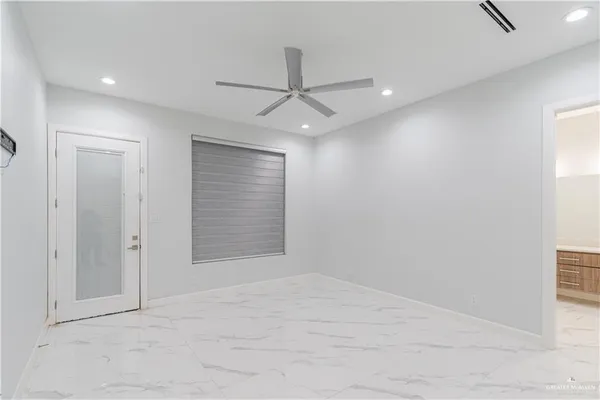 $5,500 | 2416 Thames Drive, Edinburg, TX 78539