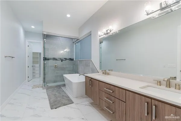 $5,500 | 2416 Thames Drive, Edinburg, TX 78539