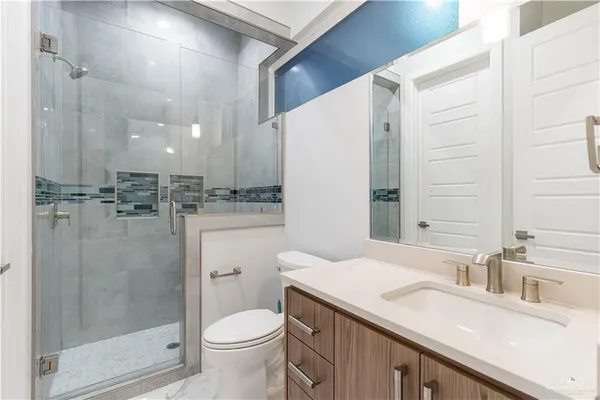 $5,500 | 2416 Thames Drive, Edinburg, TX 78539