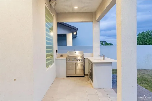 $5,500 | 2416 Thames Drive, Edinburg, TX 78539