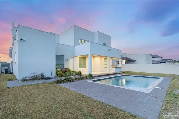 $5,500 | 2416 Thames Drive, Edinburg, TX 78539