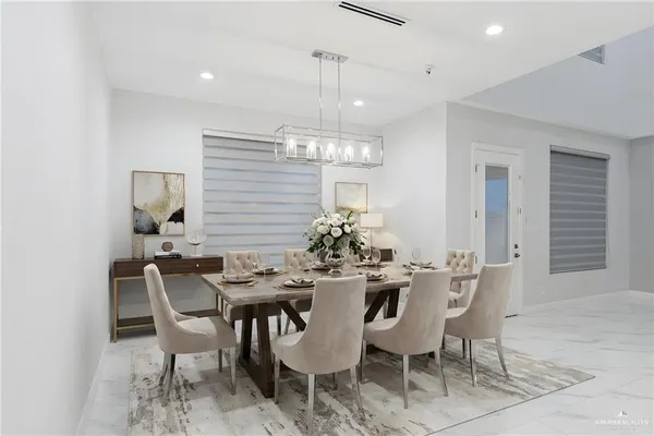 $5,500 | 2416 Thames Drive, Edinburg, TX 78539