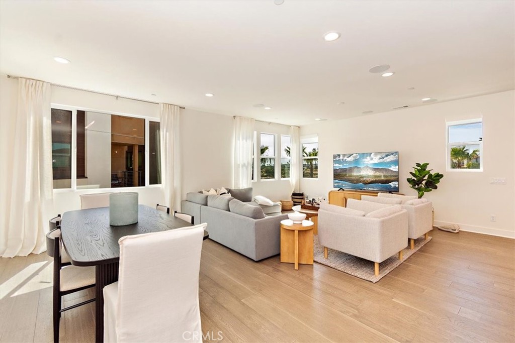 1030 Harbor Boulevard Oxnard, CA 93035 - Photo 16 of 40 a living room with furniture and a large window