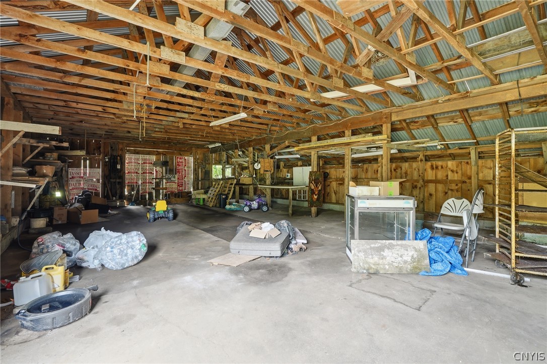 517 County Rte 10 Schroeppel, NY 13132 - Photo 8 of 49