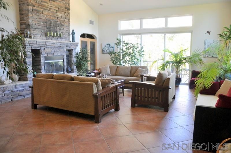 15422 El Monte Road Lakeside, CA 92040 - Photo 10 of 25